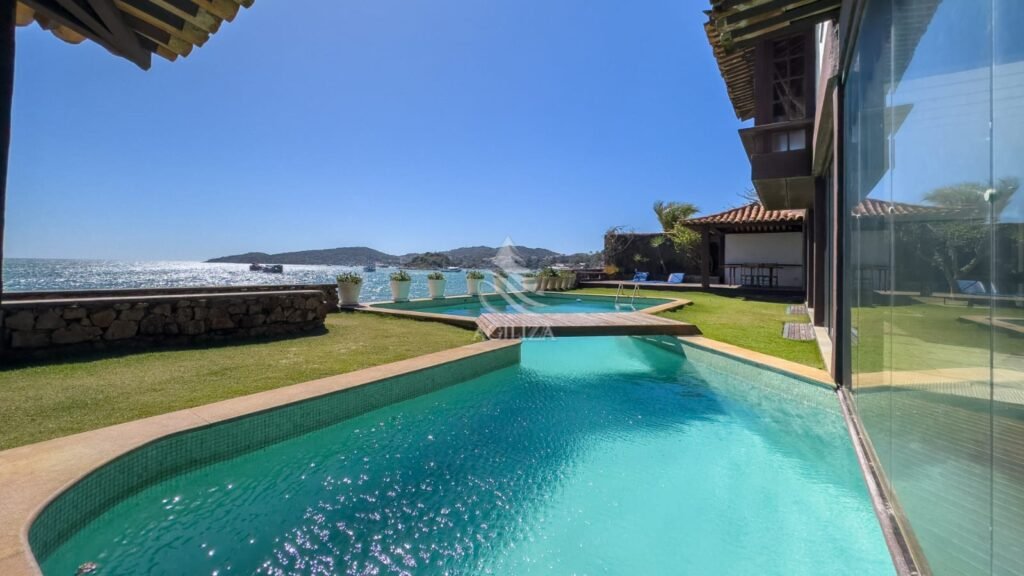 b163690d-320d-49fc-8618-3ae74323ad86